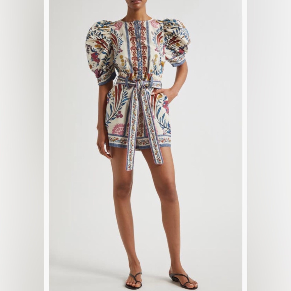 NWT $210  FARM Rio Romantic Lightness Puff Short Sleeve Romper in Small, M + XL!